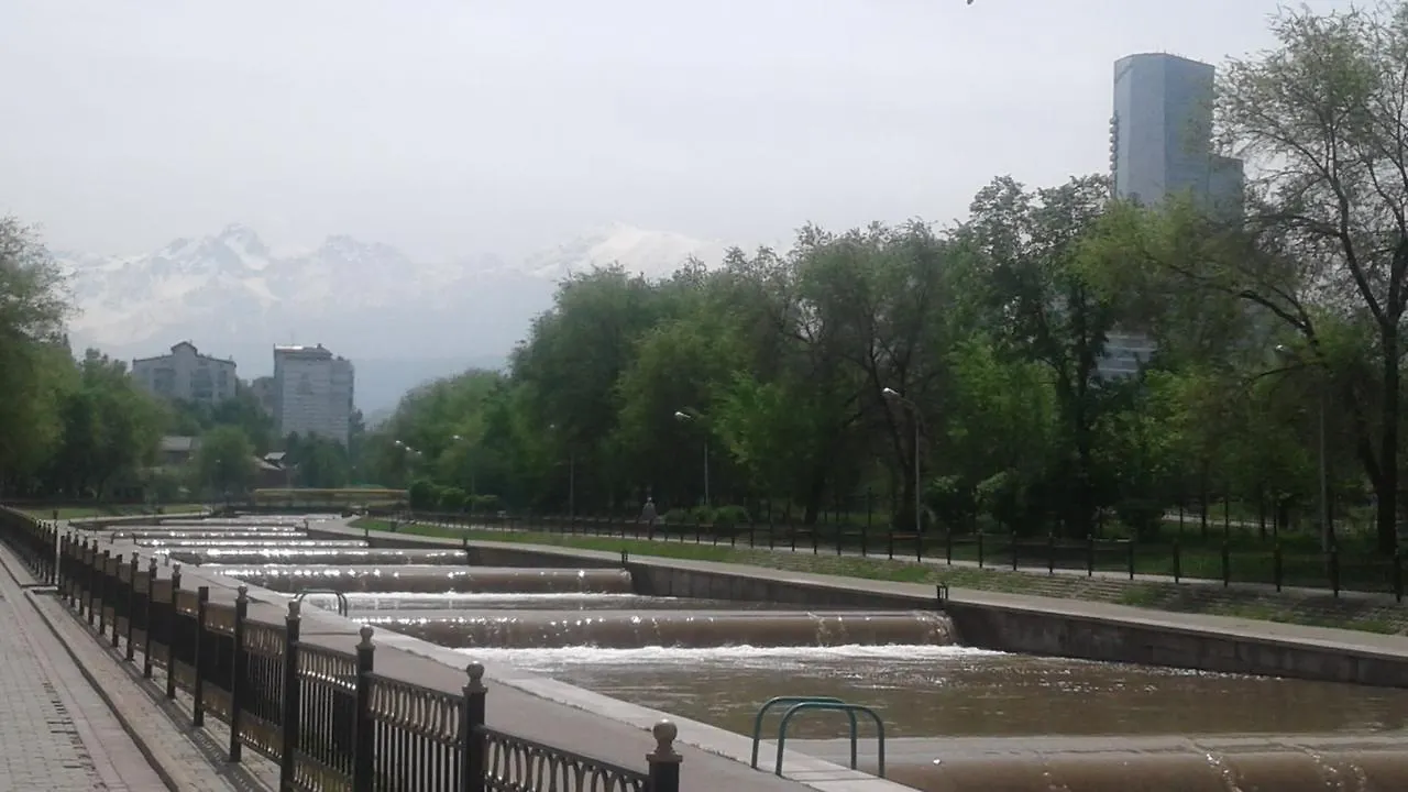 2 Rooms Apartment Near Kaznu, Botanical Garden,Un, Atakent, Forum Алматы